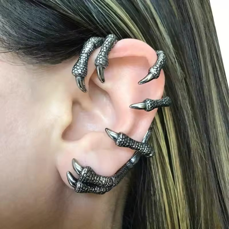 MEDINÉ — Dragon Talon Earring